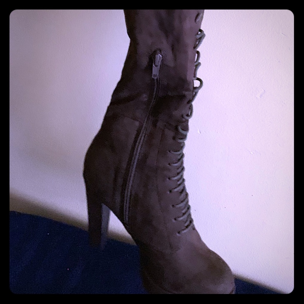 High hill boots